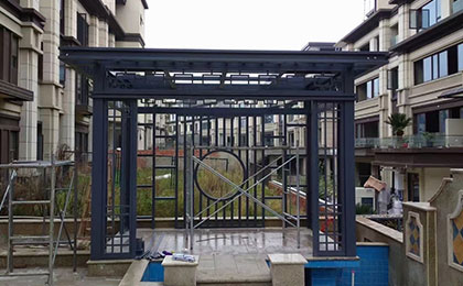 鋁合金中式?jīng)鐾? /></div>
<div   id="4ya0yqguiqa"   class=